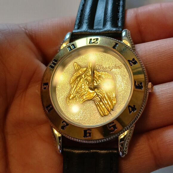 Wrangler Montana Silversmiths Ladies Horse Gold Tone Dial Watch WR 3ATM WR160 - Picture 7 of 16